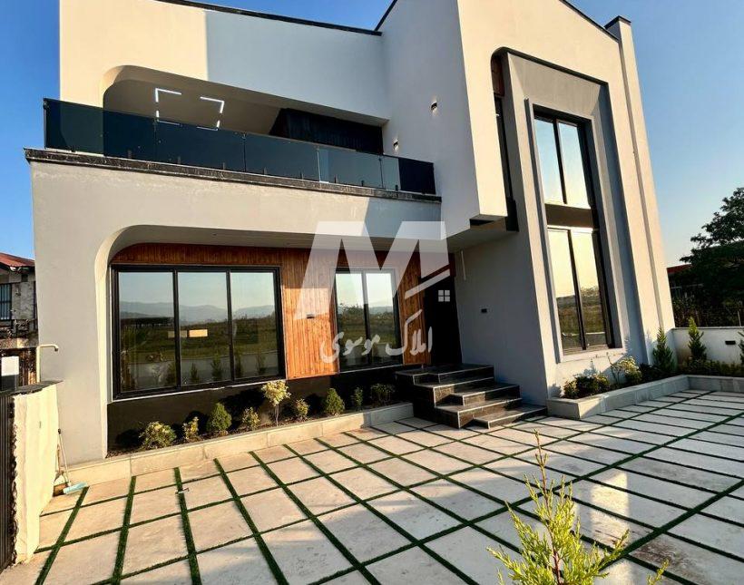 خرید ویلا در نور 300 متری با سند عرصه و عیان | 300 متر