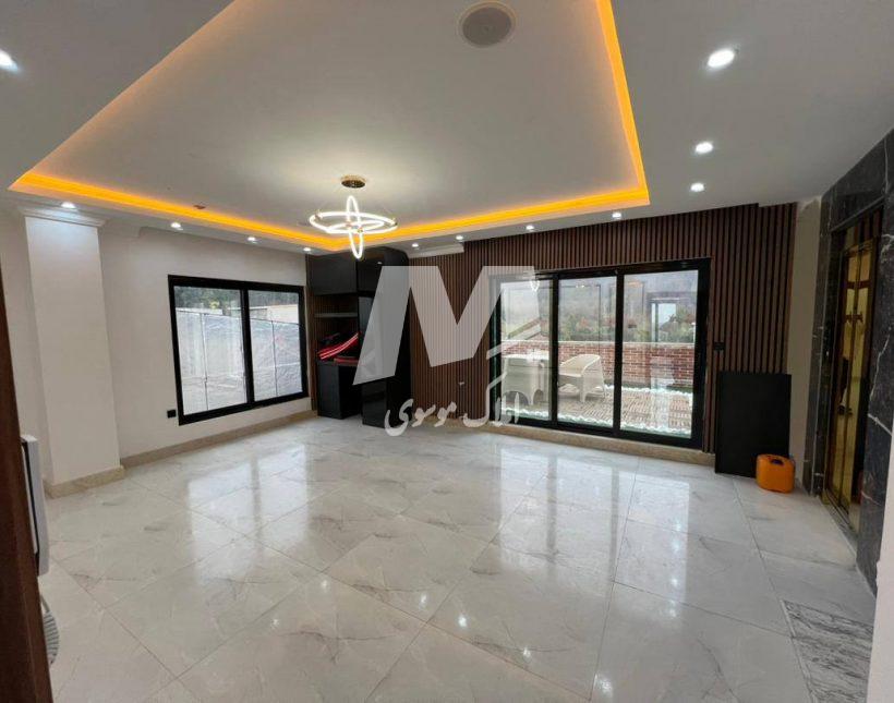 خرید ویلا در نور ۳۷۰ متری با استخر سونا و جکوزی | ۳۷۰ متر