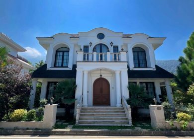 خرید ویلا در نوشهر ۴۰۰ متری با استخر ویوی جنگل و دریا | ۵۰۰ متر