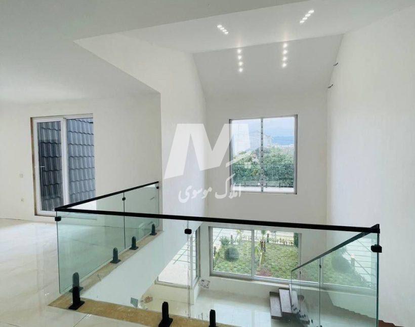 فروش ویلا تریبلکس لوکس استخر دار آسانسور موقعیت عالی | ۳۵۰ متر