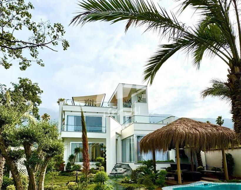 خرید لاکچری ترین ویلای ساحلی در منطقه چلک | ۷۰۰ متر