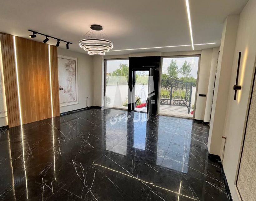 خرید ویلا همکف استخر دار با جکوزی داخلی | 230 متر