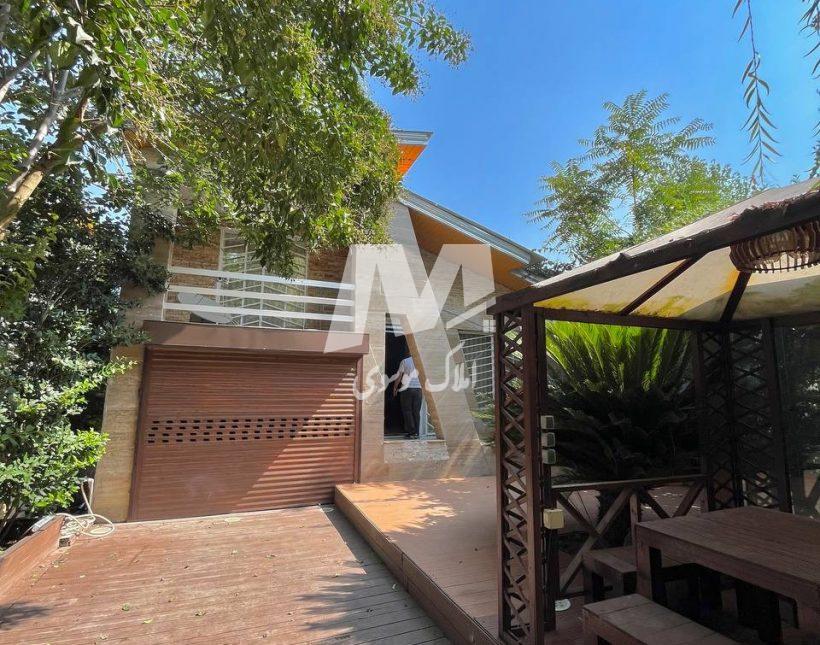 خريد ويلا نيم پيلوت ٣٠٠ متري استخردار در بهدشت چمستان | 300 متر