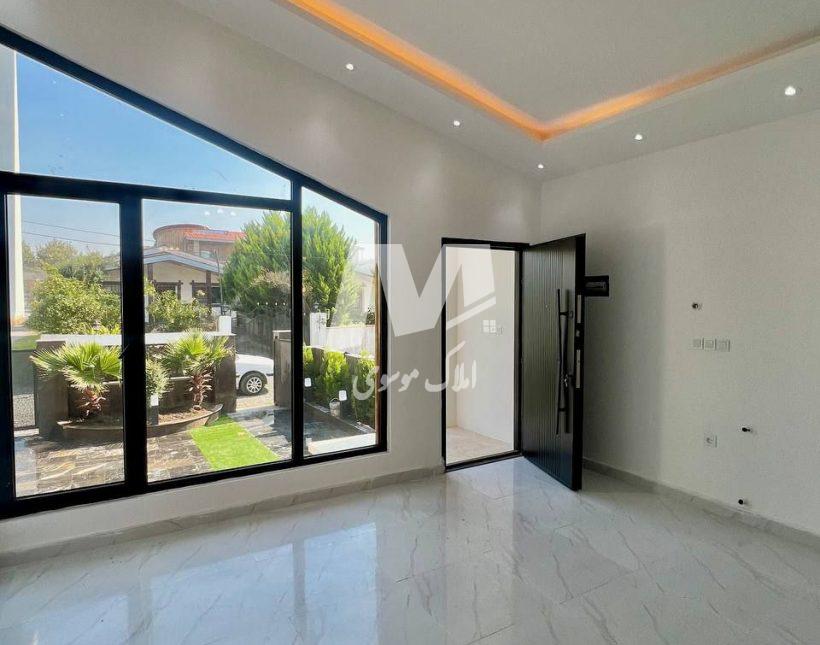 خرید ویلا نیم پیلوت روف دار با استخر 4 فصل 350 متری نور | 350 متر