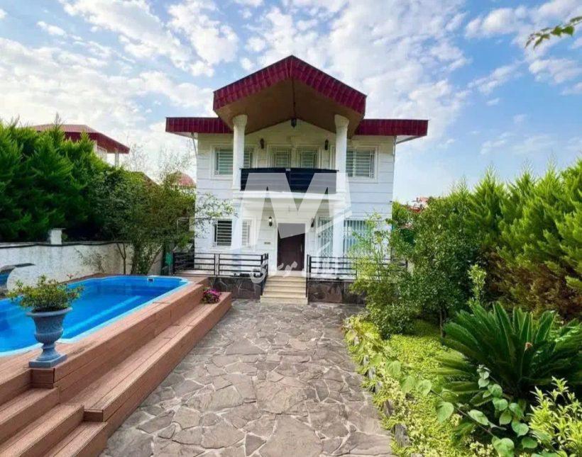 خرید ویلا در نوشهر ۲۴۰ متری دوبلكس مبله دونبش رو به جنگل | ۲۴۰ متر