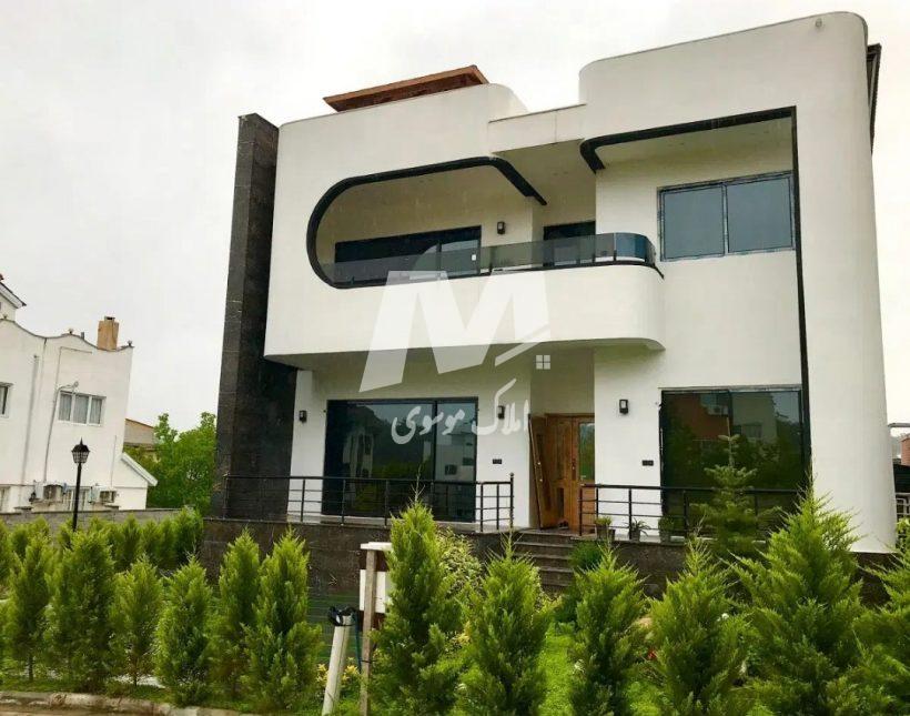 خرید ویلا در رویان ۴۰۰ متری با استخر و آسانسور فول فرنیش | ۴۰۰ متر