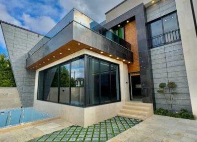خرید ویلا استخر دار با دیزاین داخلی مدرن | ۲۰۰ متر