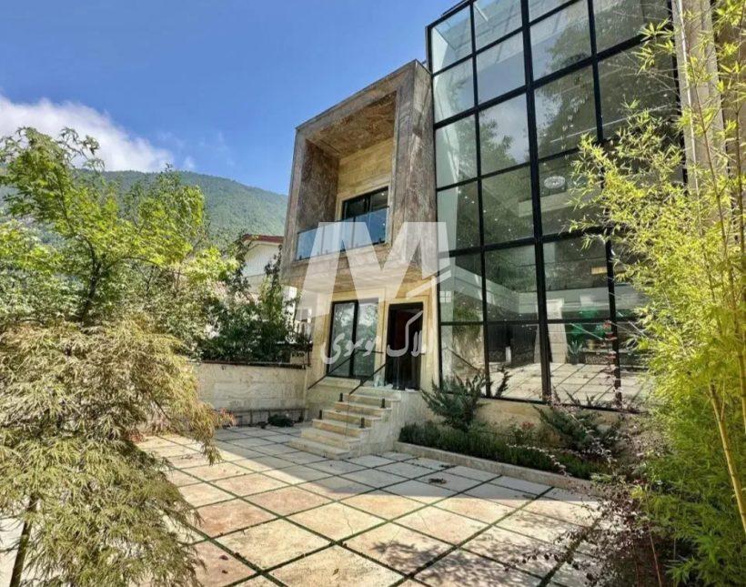 فروش ویلا لاکچری با ویو ابدی استخر جکوزی سند تک‌ برگ | ۳۰۰ متر