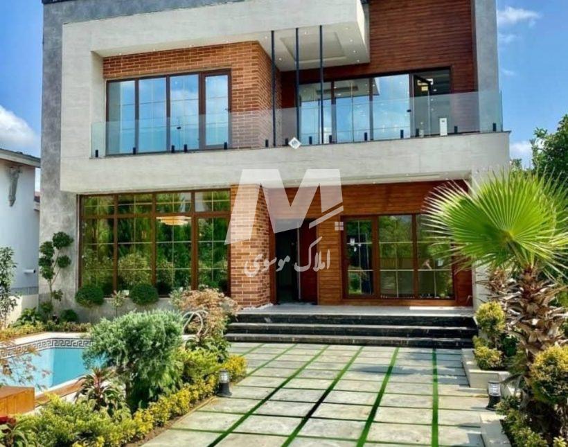 خرید ویلا لاکچری ۳۰۰ متری با استخر فول امکانات | 300 متر
