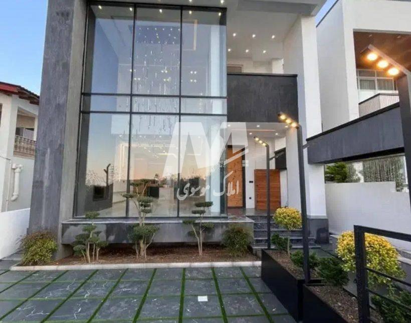 فروش ویلای لاکچری شهرکی با استخر رویان | ۲۷۰ متر