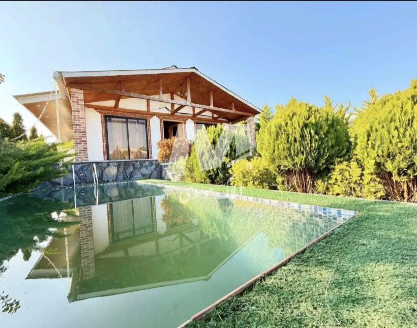 فروش ویلای ۳۰۰ متری با استخر سند دار دارجا نور | ۳۰۰ متر