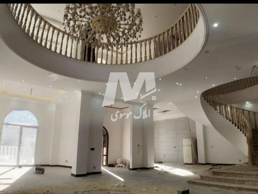 فروش عمارت ۴۰۰۰ متری سند دار شهرکی رویان | ۴۰۰۰ متر