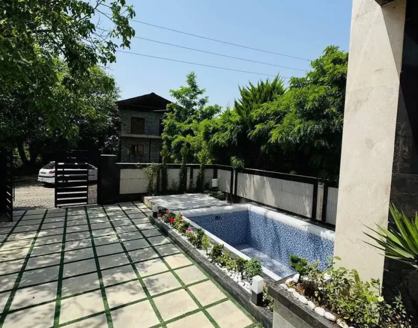 خرید ویلا استخردار با ویو عالی منطقه چمستان | 250 متر