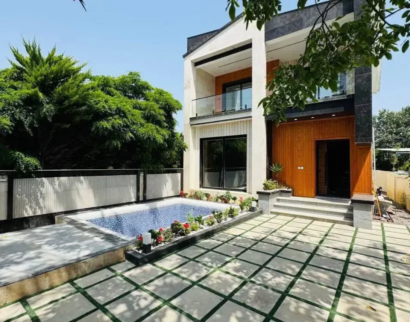 خرید ویلا استخردار با ویو عالی منطقه چمستان | 250 متر