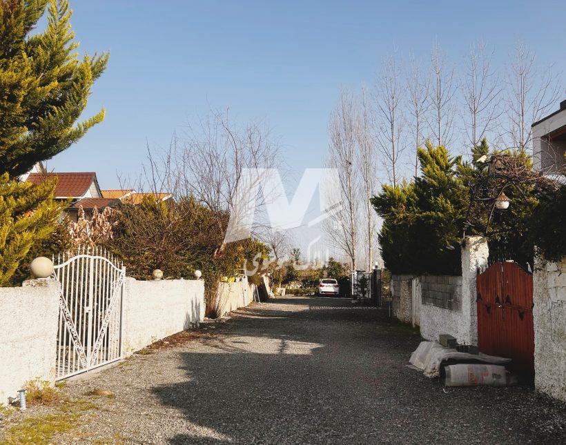 فروش ویلا همکف مدرن روف دار چمستان | 280 متر