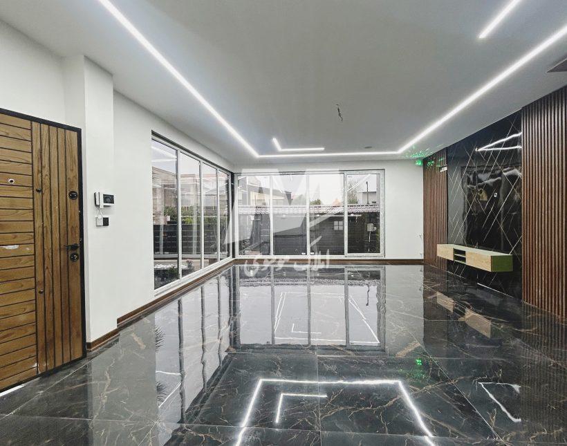 خرید ویلا باغ مدرن شیک و نوساز آمل | 250 متر