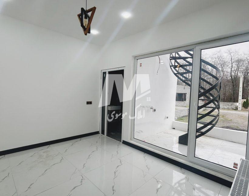 خرید ویلا همکف مدرن روف دار با ویو جنگل در چمستان | 250 متر