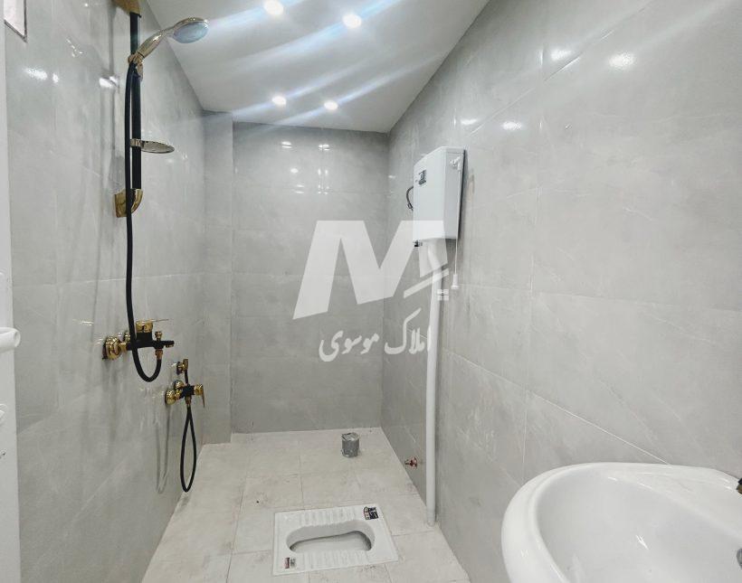 فروش ویلا همکف روفدار نزدیک جنگل چمستان | 170 متر