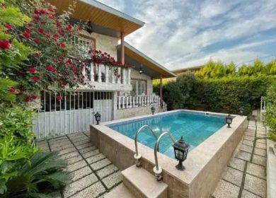 فروش فوری ویلا نیم پیلوت استخردار شهرکی چمستان | ۲۷۰ متر