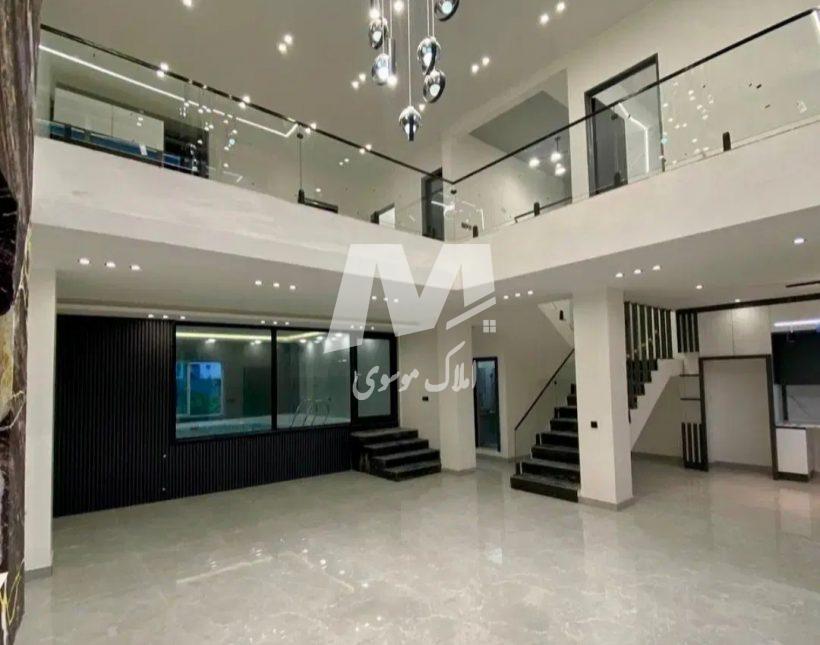 خرید ویلا ۳۰۰ متری استخر دار منطقه امیرآباد چمستان | ۳۰۰ متر