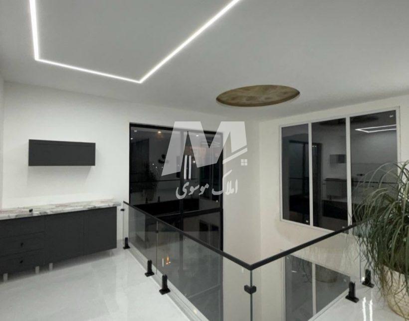 خرید ویلا دوبلکس استخر دار ۳۰۰ متری روفگاردن ویو ابدی شهرک برند | ۳۰۰ متر