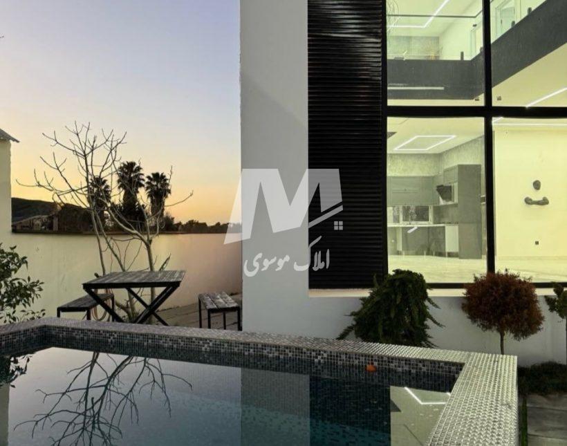 خرید ویلا دوبلکس استخر دار ۳۰۰ متری روفگاردن ویو ابدی شهرک برند | ۳۰۰ متر