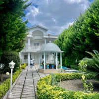 خرید ویلا باغ نما رومی استخردار در امیرآباد چمستان | 630 متر