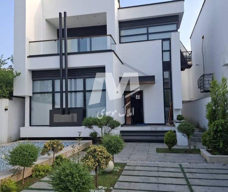 خرید ویلای تریبلکس مدرن با استخر روباز در الیمالات نور | ۳۰۰ متر