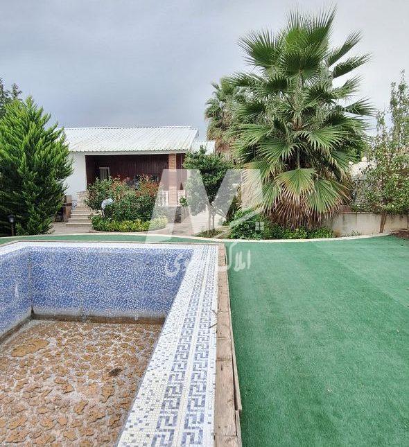 خرید باغ ویلای ۶۰۰ متری با استخر روباز و ۳ خواب در نور الیمالات | ۷۰۰ متر