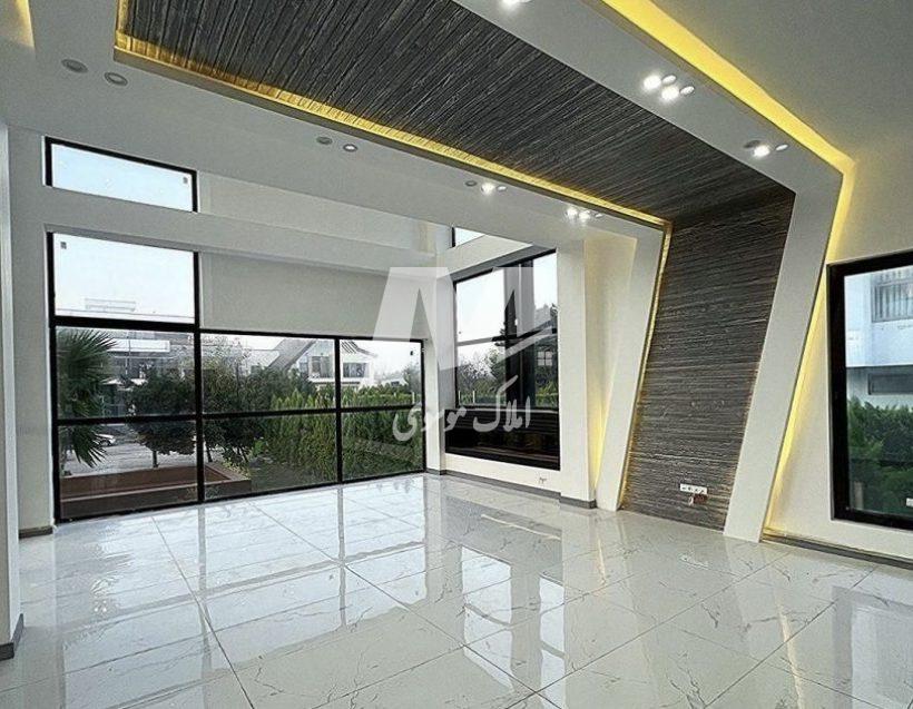 خريد ويلا تريبلكس ٣٠٠ متري استخردار در سعادت آباد چمستان | 300 متر