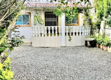 خرید ویلا باغچه همکف نور | 250 متر