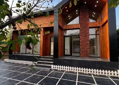 خرید ویلا در چمستان ۲۵۰ متر نما مدرن با چوب سند دار آهودشت | ۲۵۰ متر