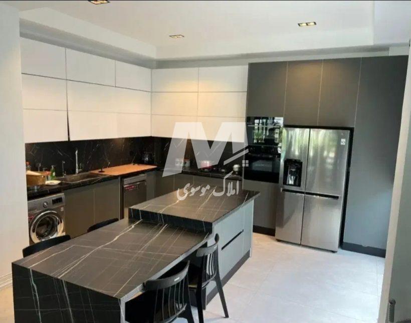 فروش ویلای لاکچری استخر دار در شهرک اروپایی | ۵۵۰ متر