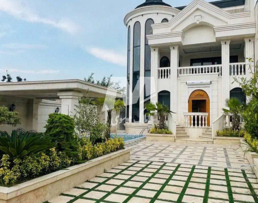 خرید ویلا تریبلکس ۳۵۰ متری استخردار امیرآباد چمستان | ۳۰۰ متر