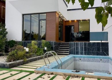 خريد ويلا فلت ٣٠٠ متري نما مدرن استخردار در همصفا چمستان | 300 متر