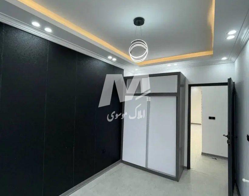 خريد ويلا فلت ٣٠٠ متري نما مدرن استخردار در همصفا چمستان | 300 متر