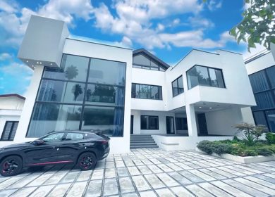خريد ويلا تريبلكس ٧٠٠ متري نما مدرن استخردار در لتينگان نوشهر | 500 متر