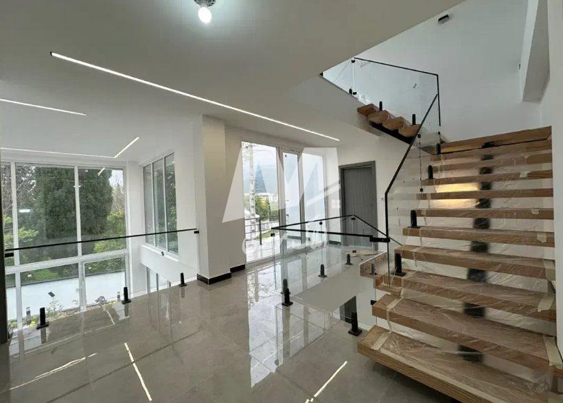 خريد ويلا تريبلكس ٣٣٠ متري نما مدرن شهركي در اميررود نوشهر | 300 متر