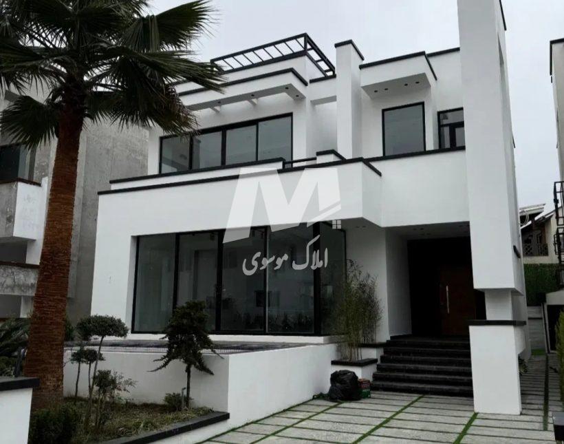 خرید ویلای دوبلکس استخردار شهرکی رویان | ۴۰۰ متر