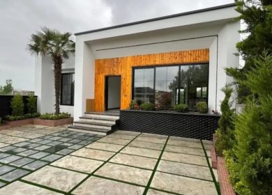 فروش ویلای مدرن و نوساز با طراحی به‌روز مناسب سکونت دائم | 210 متر