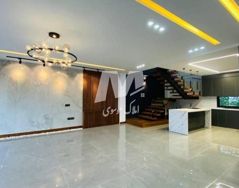خرید ویلای مدرن نوساز شیک سند دار | ۲۷۰ متر