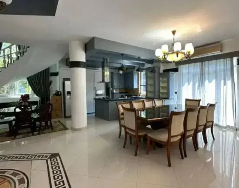 خرید ویلا باغ دوبلکس نما رومی منطقه نعمت آباد چمستان | 630 متر