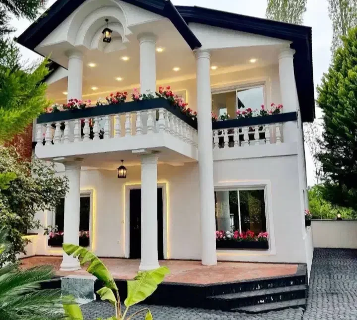 خرید ویلا نما کلاسیک منطقه سعادت آباد چمستان | 280 متر