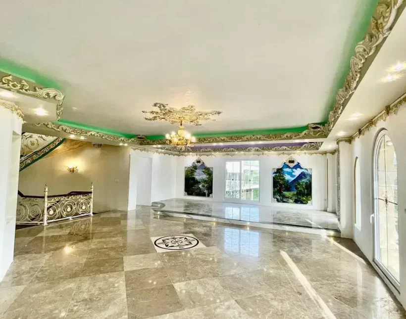 خرید‌ کاخ ویلا استخردار منطقه امیرآباد چمستان | 600 متر