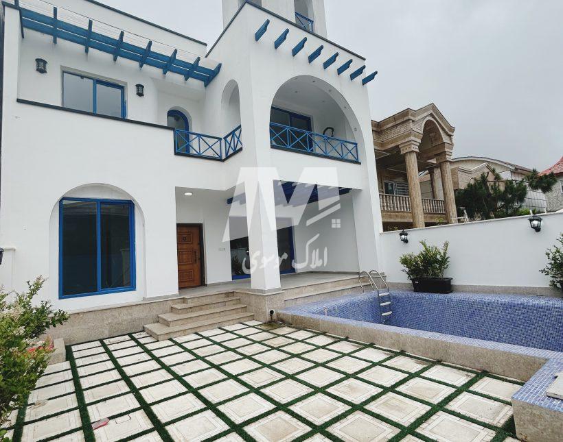 فروش ویلا مدیترانه ای استخر دار چمستان | ۲۶۰ متر
