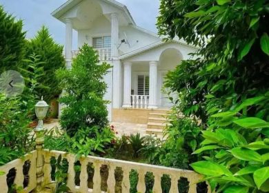 خرید ویلا باغ نما رومی مبله ۳۰۰ متری نعمت آباد چمستان | ۳۰۰ متر
