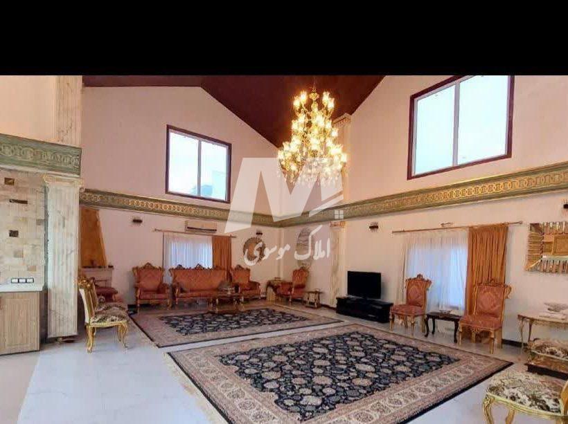 خرید ویلا در نور ۵۰۰ متر مبله با استخر داخلی | ۵۰۰ متر