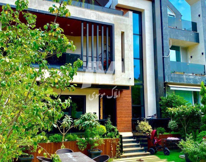 فروش ویلای دوبلکس استخردار در لوکیشن بی نظیر جنگلی | ۳۰۰ متر