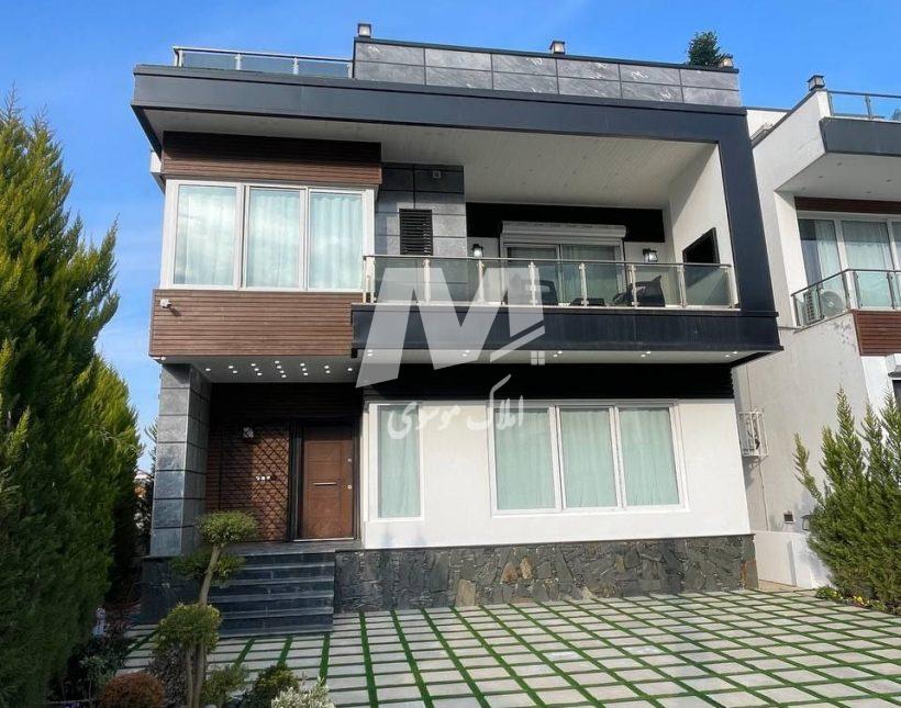 خرید ویلا جنگلی تاپ لوکیشن نعمت آباد چمستان | ۳۰۰ متر