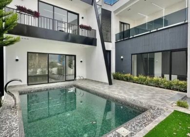 خرید ویلای دوبلکس نما مدرن استخردار تاپ لوکیشن نور | ۳۰۰ متر
